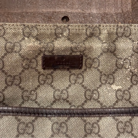 Gucci GG Over the Shoulder Small Tote Bag - Picture 11 of 14